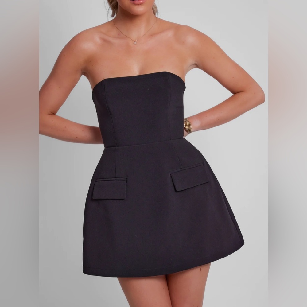 The ultimate odd muse strapless black dress